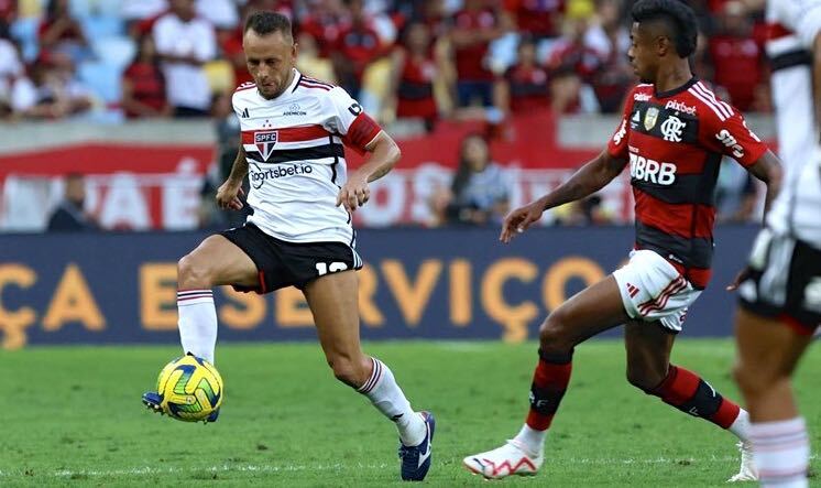 Rafinha e Bruno Henrique em São Paulo x Flamengo - melhores apostas na Copa do Brasil 2023